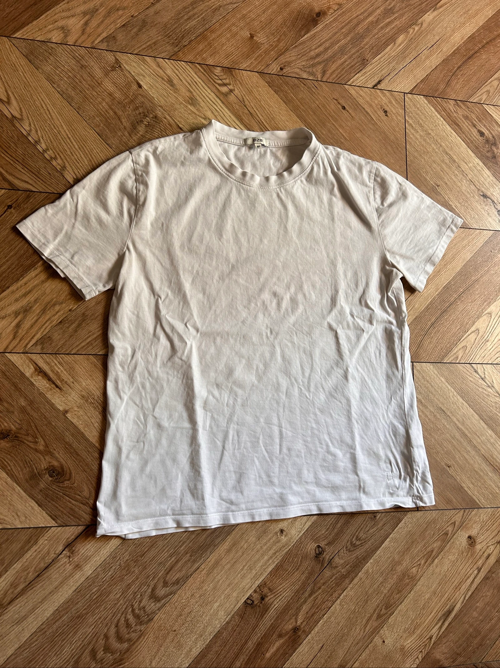👕 T-shirt blanc BZB — Taille M — 100% Coton